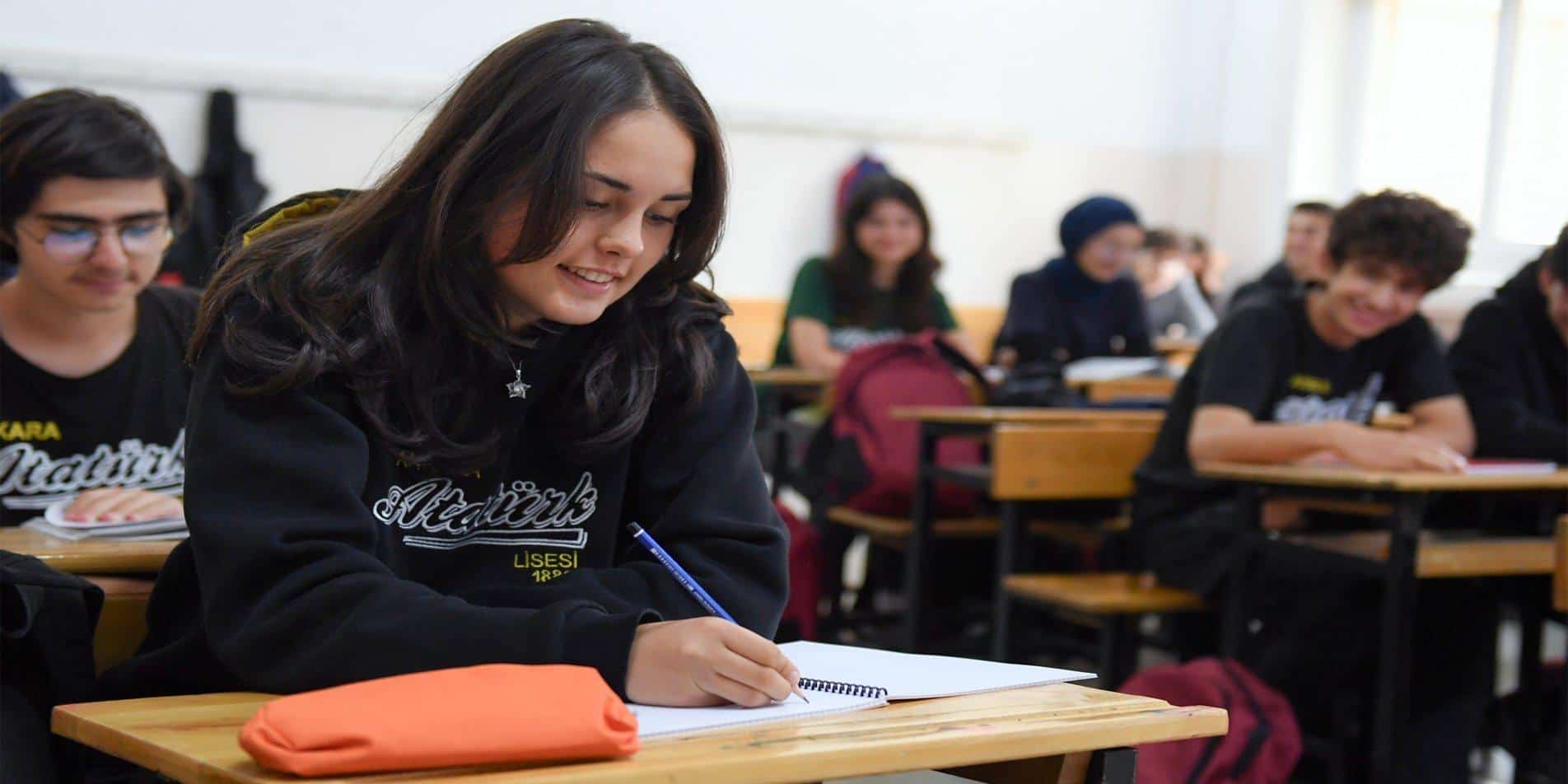 LGS KAPSAMINDA YERLEŞTİRMEYE ESAS 2. NAKİL SONUÇLARI AÇIKLANDI