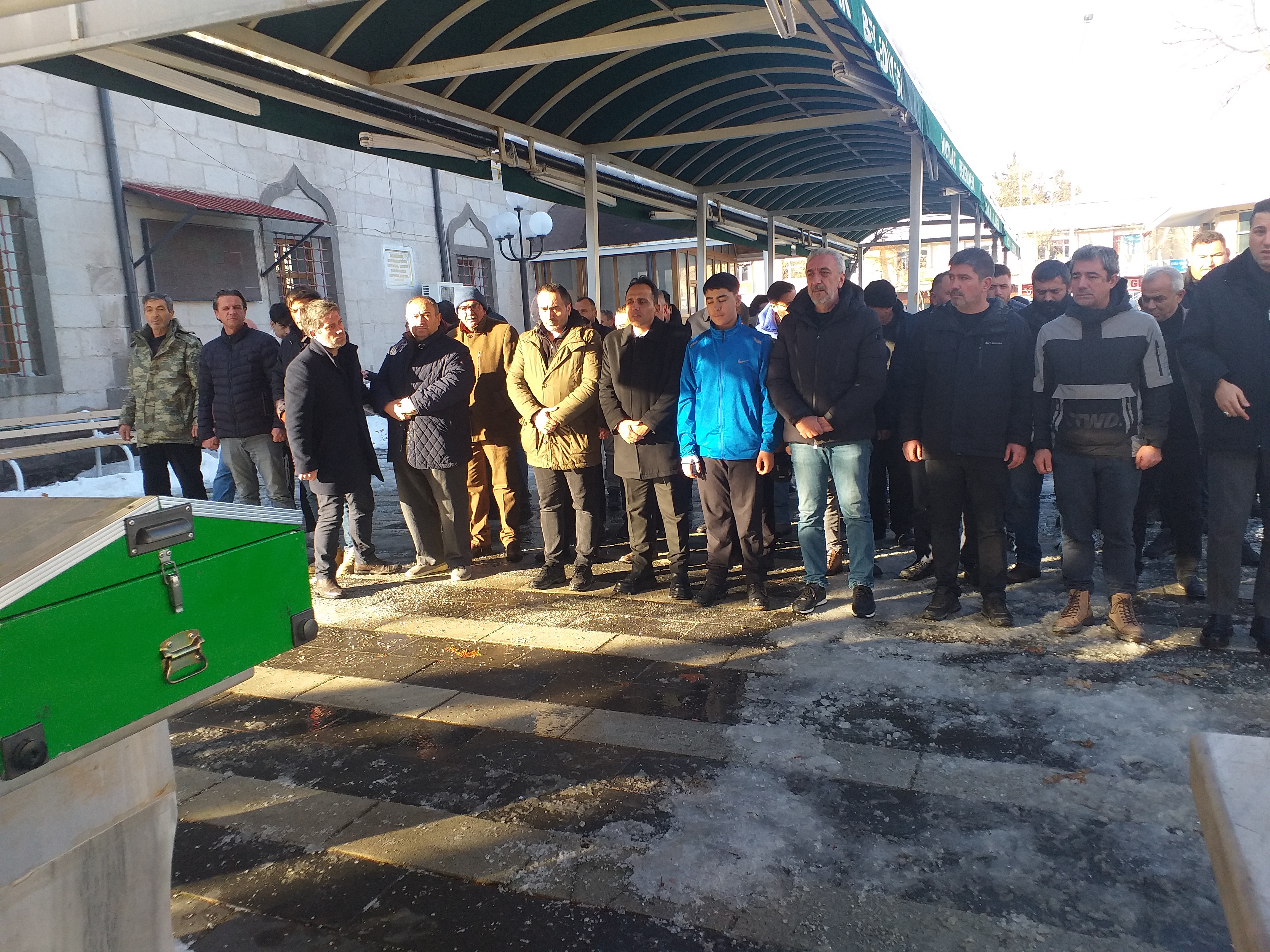 HAMDİ TALASLI SON YOLCULUĞUNA UĞURLANDI