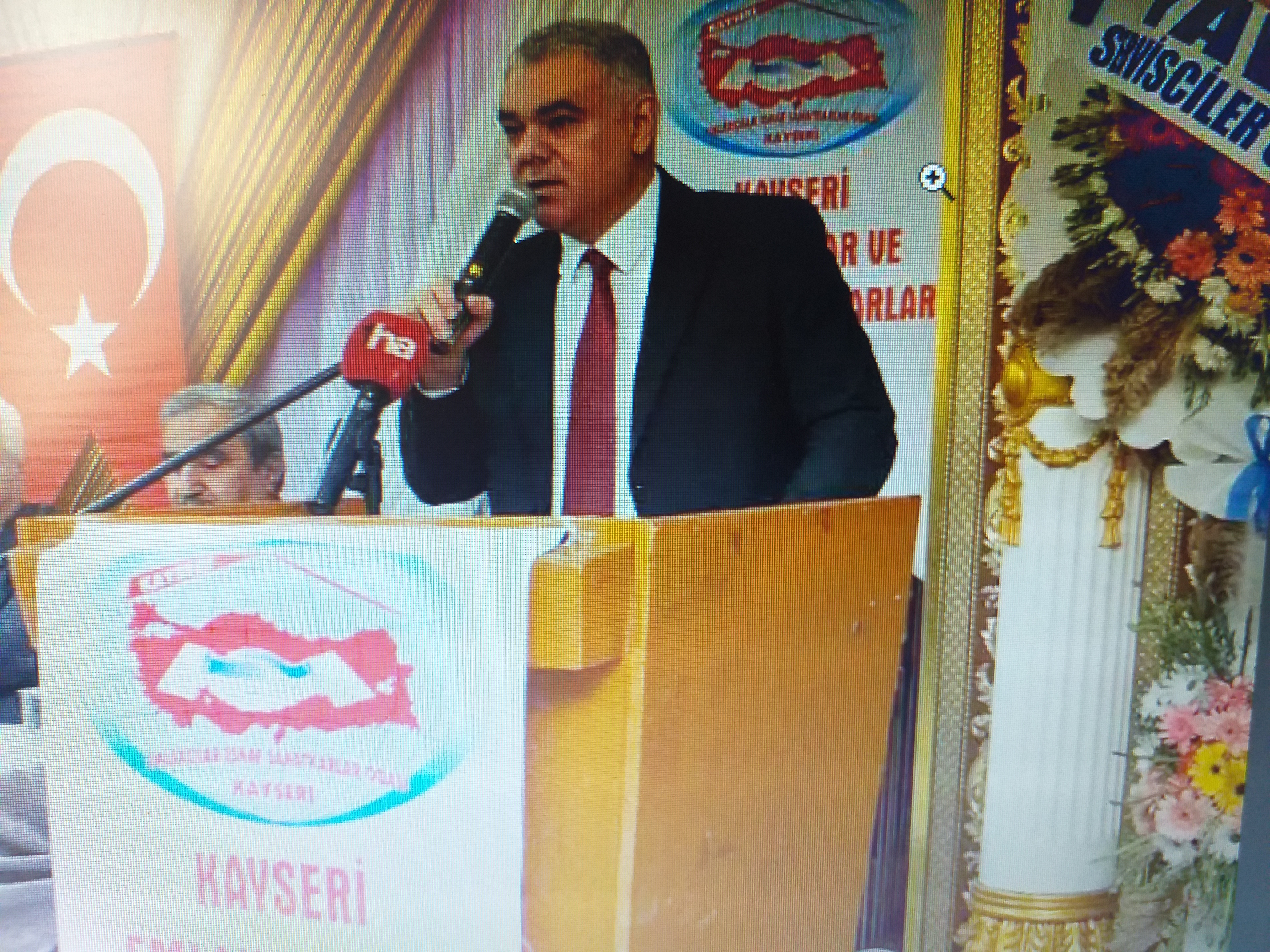 EMLAKÇILAR ODASINDA GENEL KURUL YAPILDI