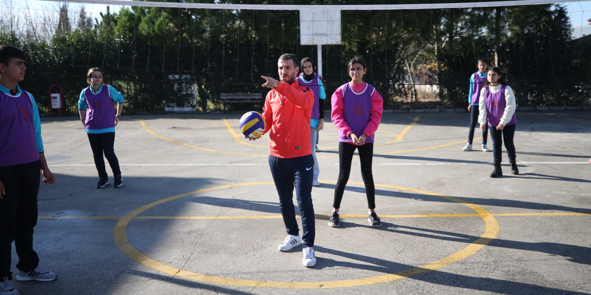 2025 YILI MİLLÎ SPORCULARDAN BEDEN EĞİTİMİ ALANINA SÖZLEŞMELİ ÖĞRETMEN ATAMA İŞLEMİ DUYURUSU YAYIMLANDI