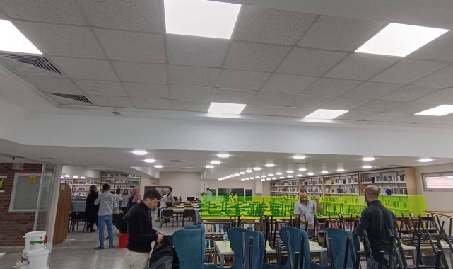 MERKEZ HALK KÜTÜPHANESİNİ HER ZAMAN YENİLİYOR