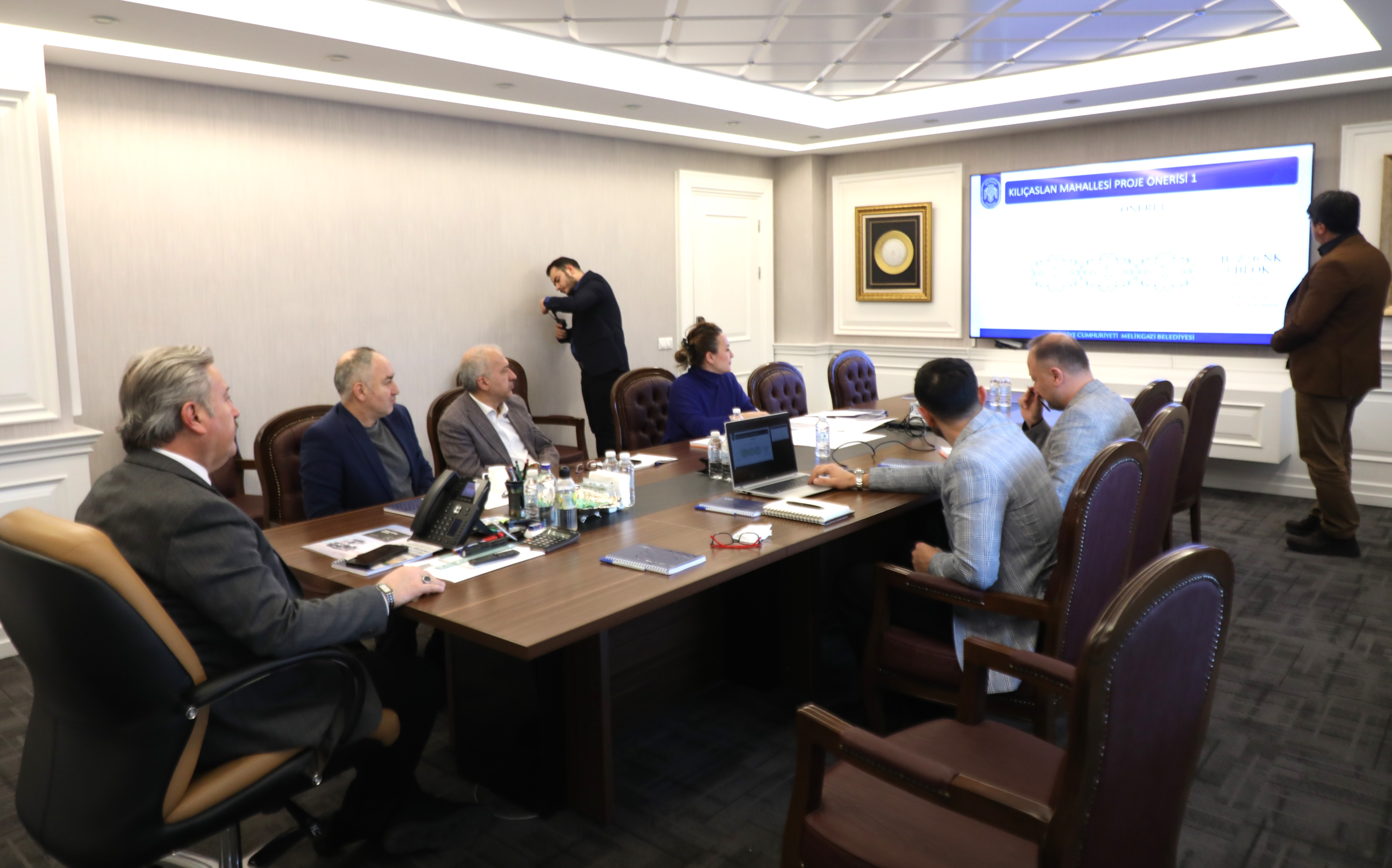 MELİKGAZİ BELEDİYESİ, GELECEĞİ PLANLAYAN KENTSEL DÖNÜŞÜM ÇALIŞMALARINA HIZLA DEVAM EDİYOR