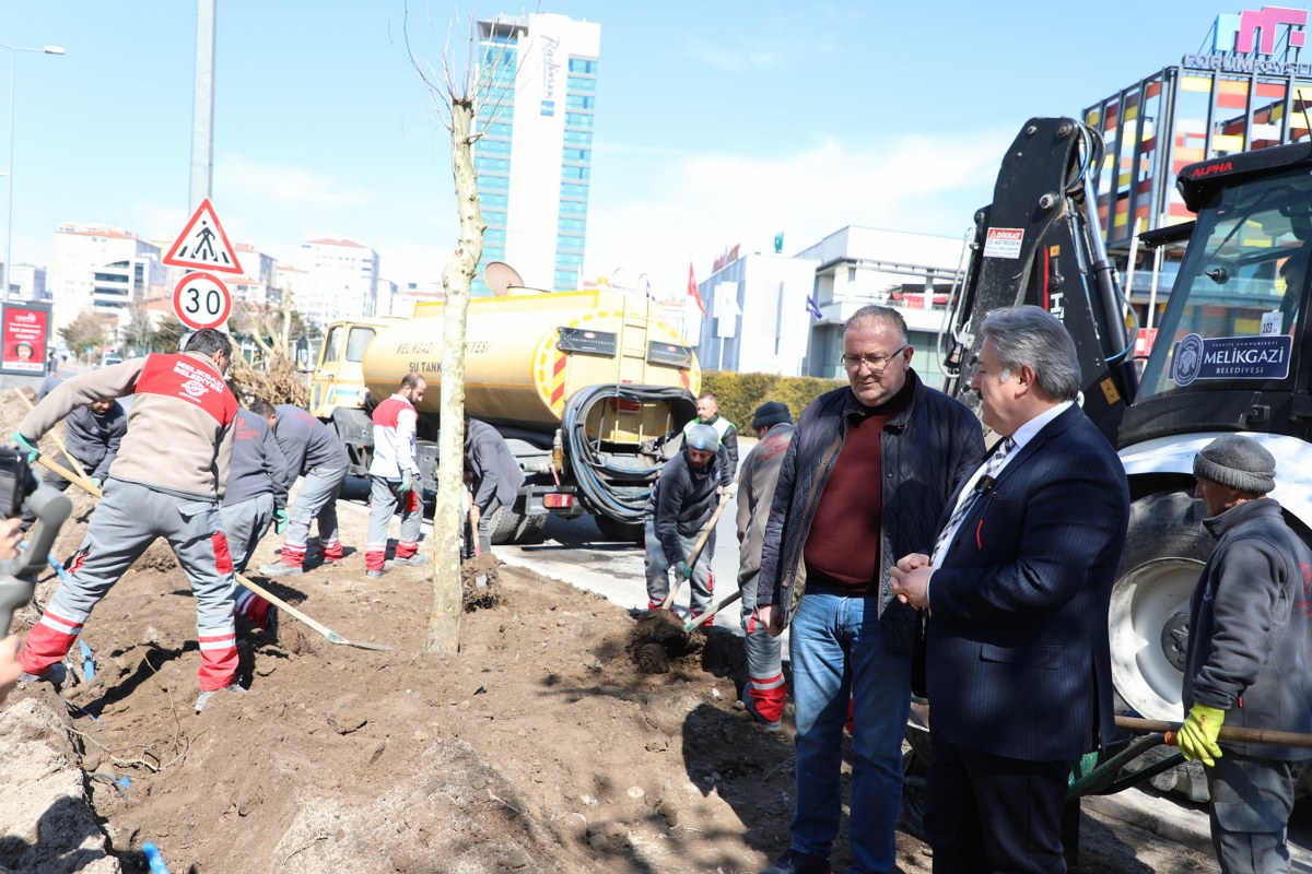 MELİKGAZİ’DE 2025 YILI PARK VE BAHÇELERİN YILI OLACAK