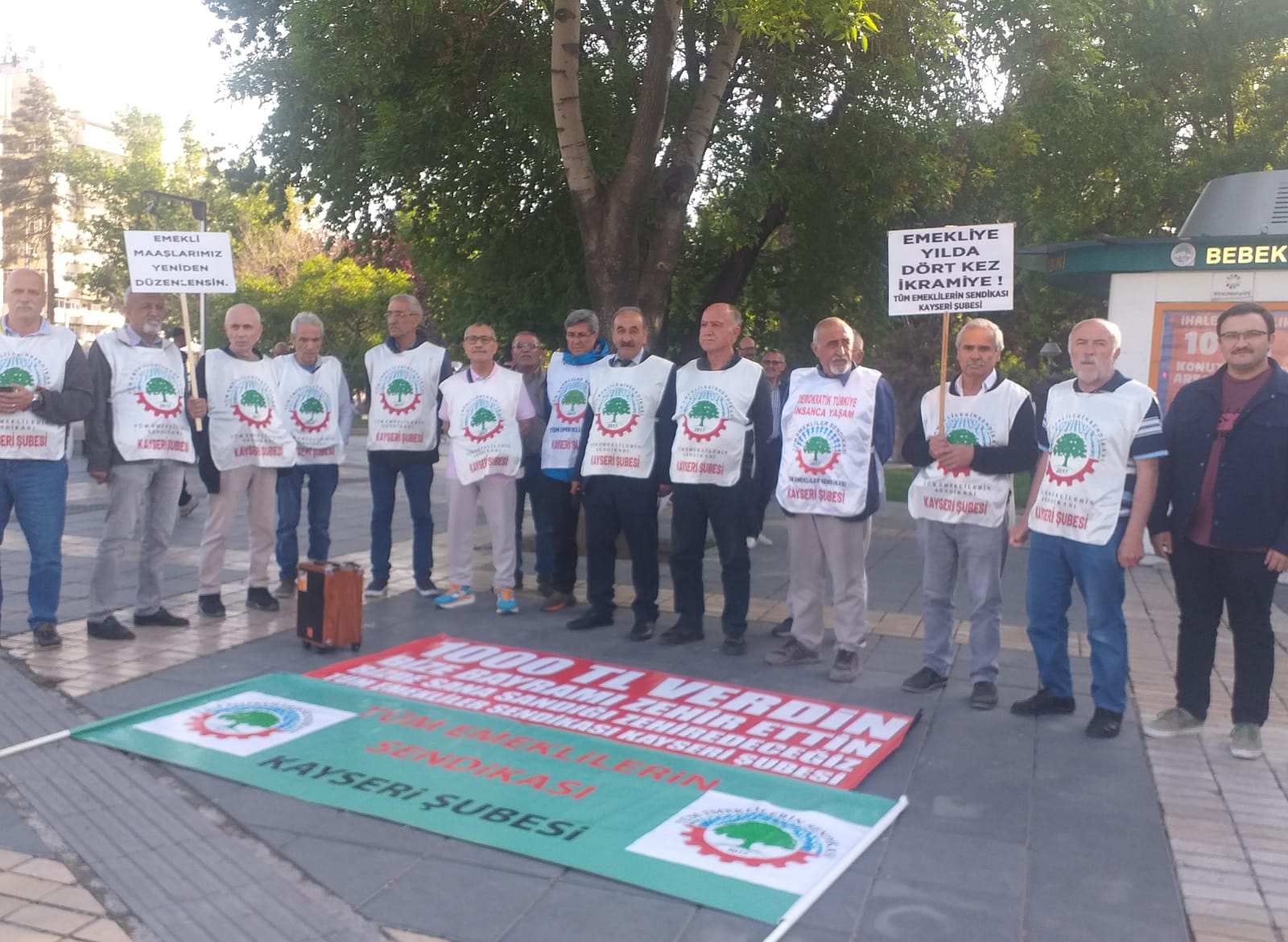 TÜM EMEKLİLERİN SENDIKASI TARAFINDAN BAŞIN AÇIKLAMASI YAPILDI
