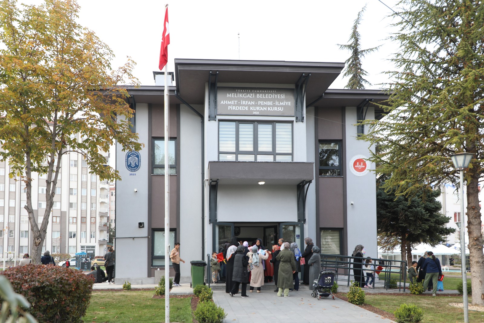 MELİKGAZİ AÇILIŞTAN AÇILIŞA KOŞUYOR