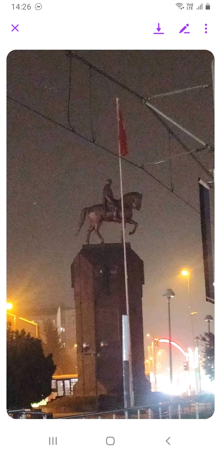 ATATÜRK ANITININ IŞIKLARI YANMIYOR