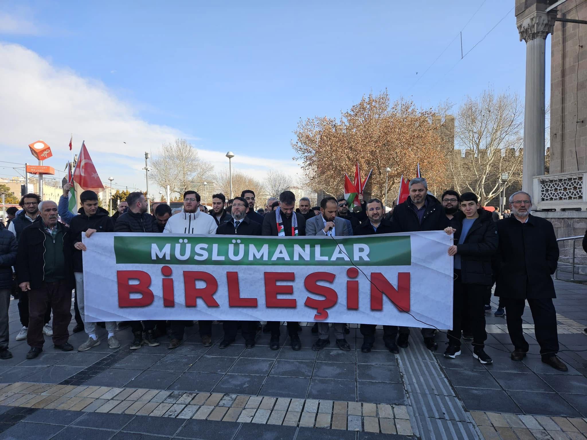 SUSTURULAN HER SES İNSANLIĞIN VİCDANINDA YANKILANIYOR