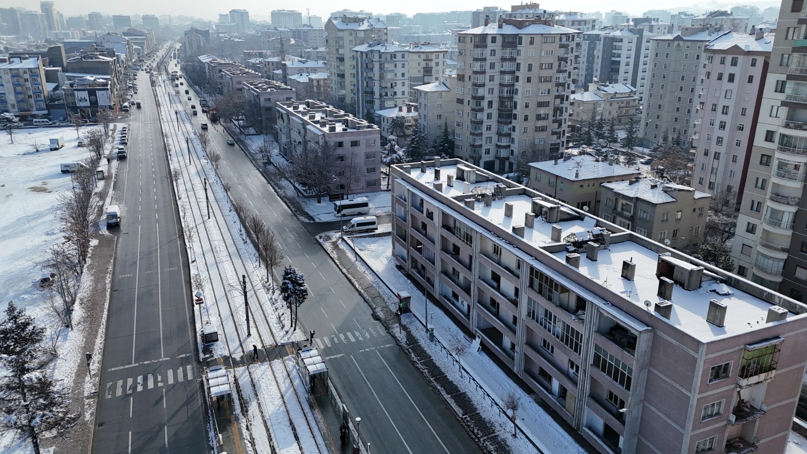 AYDINLIKEVLER MAHALLESİ’NDE KENTSEL DÖNÜŞÜM BAŞLADI