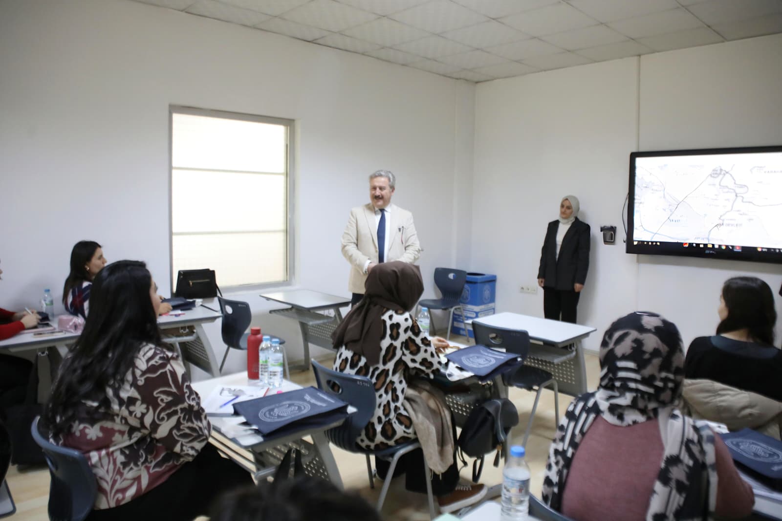 BAŞKAN PALANCIOĞLU TINAZTEPE SOSYAL TESİSLERİ’NDE KURSİYERLERLE BİR ARAYA GELDİ