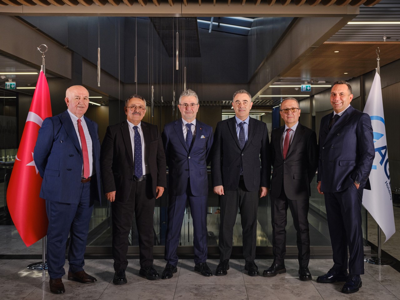 ANADOLU GÜÇBİRLİĞİ HOLDİNG, İLK ANA  BAYİ TOPLANTISINI GERÇEKLEŞTİRDİ!