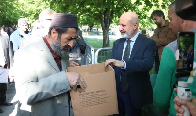 DOMATES FİDELERİ KOCASİNANDAN