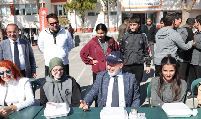 GÜCÜ GENÇLERİMİZDEN ALIYORUZ