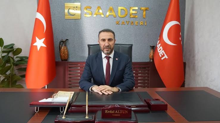 SİYASET HALKIN SORUNLARINA ÇÖZÜM ÜRETMEKTİR!