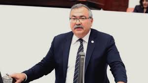 “TUTUKLAMA BİR TEDBİR DEĞİL, İKTİDARIN İNTİKAM ARAÇLARINDAN BİRİNE DÖNÜŞTÜ!”