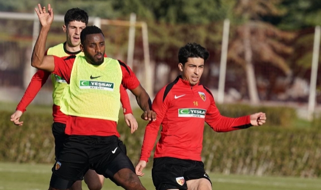 KAYSERİSPOR 3 PUANA ODAKLANDI