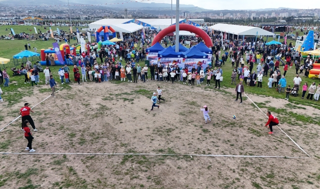 KAYMEK ÇOCUKLARI COŞTURDU