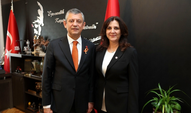 O SANDIK BİR GÜN ÖNÜMÜZE GELECEK