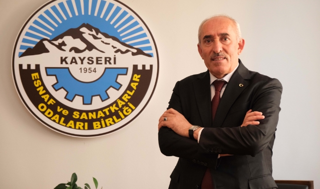 HEM ÇAĞRI YAPTI HEM KUTLAMA YAPTI