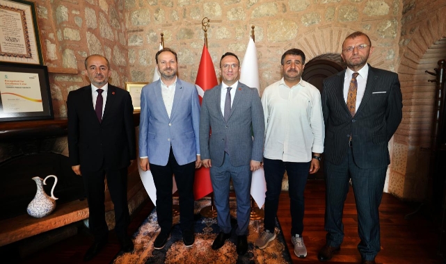 YEŞİLAY'A ZİYARET