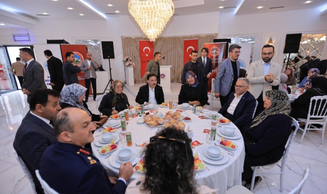 ŞEHİT ANNELERİ UNUTULMADI