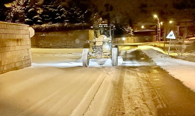 KIŞ ÇALIŞMALARI  GECE GÜNDÜZ DEVAM EDİYOR