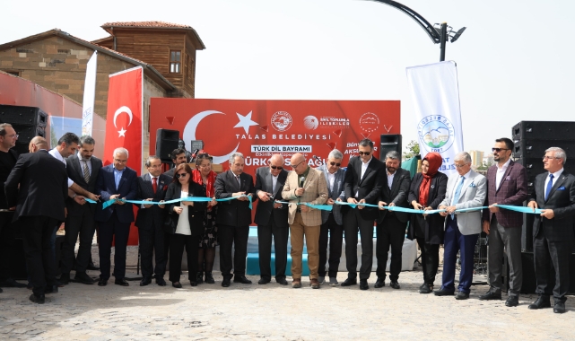 TÜRKÇE SOKAĞI AÇILDI