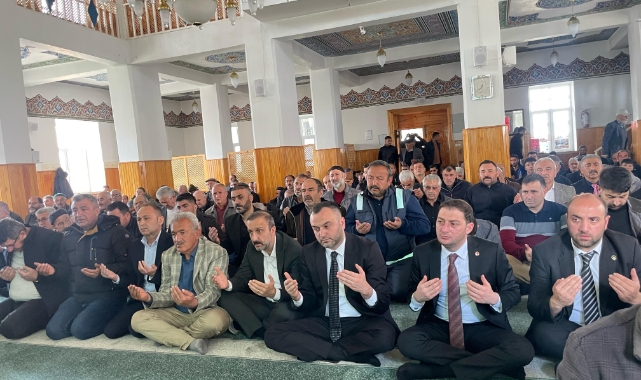 ALPARSLAN TÜRKEŞ İÇİN 30 AYRI CAMİİDE MEVLÜT OKUTULDU